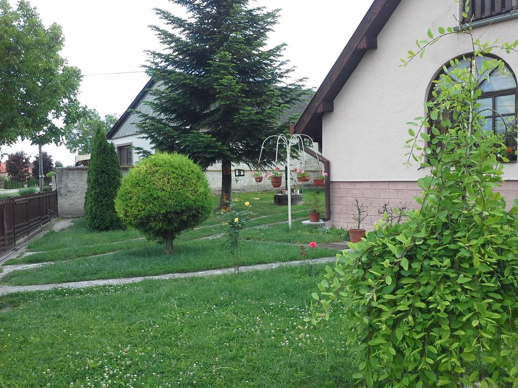 Utulny Privat Daire Veľký Meder Dış mekan fotoğraf